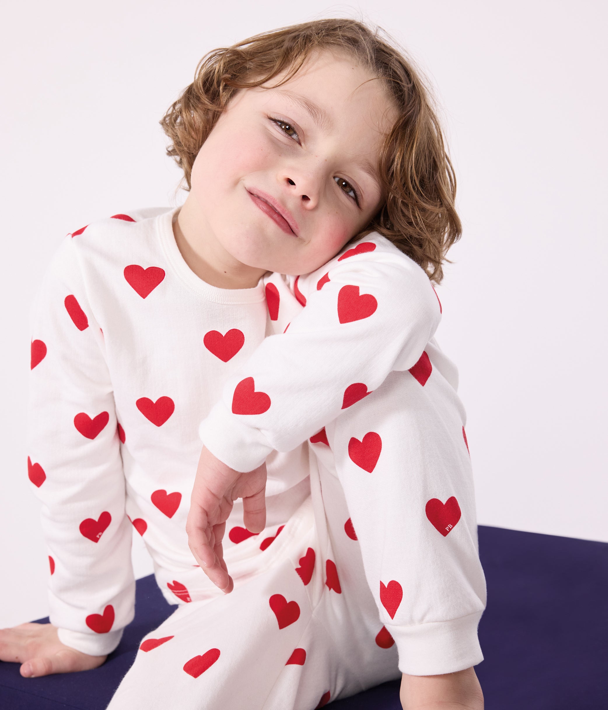 ハートプリント長袖パジャマ | ベビー服・子供服通販のPETTIT BATEAU