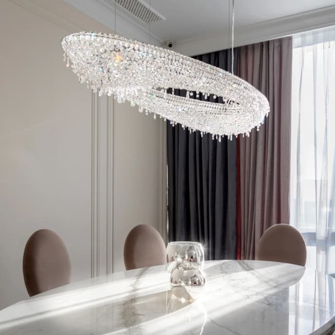 シャンデリア｜ハイブランドの高級シャンデリアに数々の納入実績