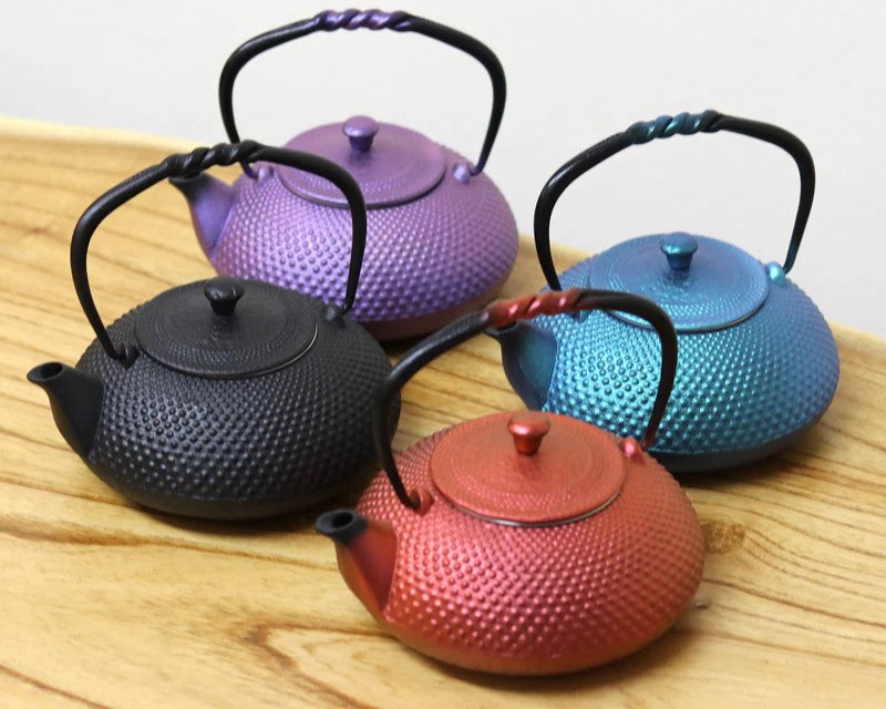 南部鉄器 小鉄瓶 急須 | アラレ 0.5L | 紅 | 及富