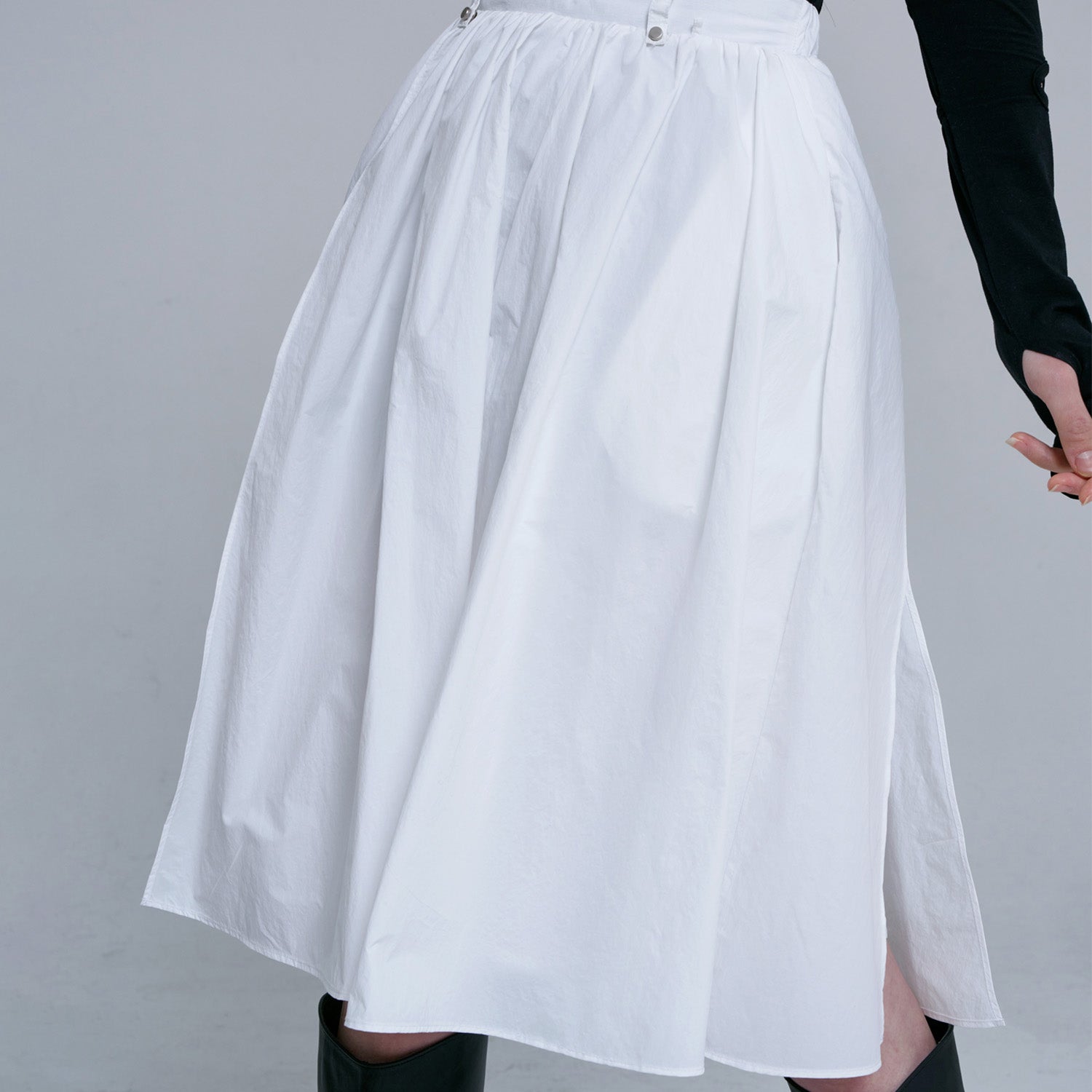 スリットミディアムスカート（ホワイト） - JINJUSE | 60% - アジア