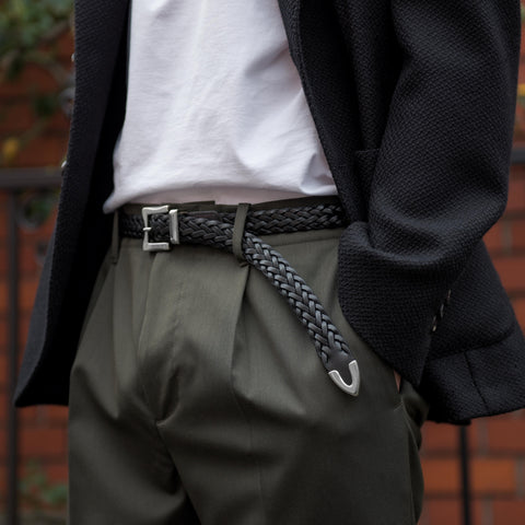 巻き方自在なレザーメッシュベルト「TRENZADO(トレンザード