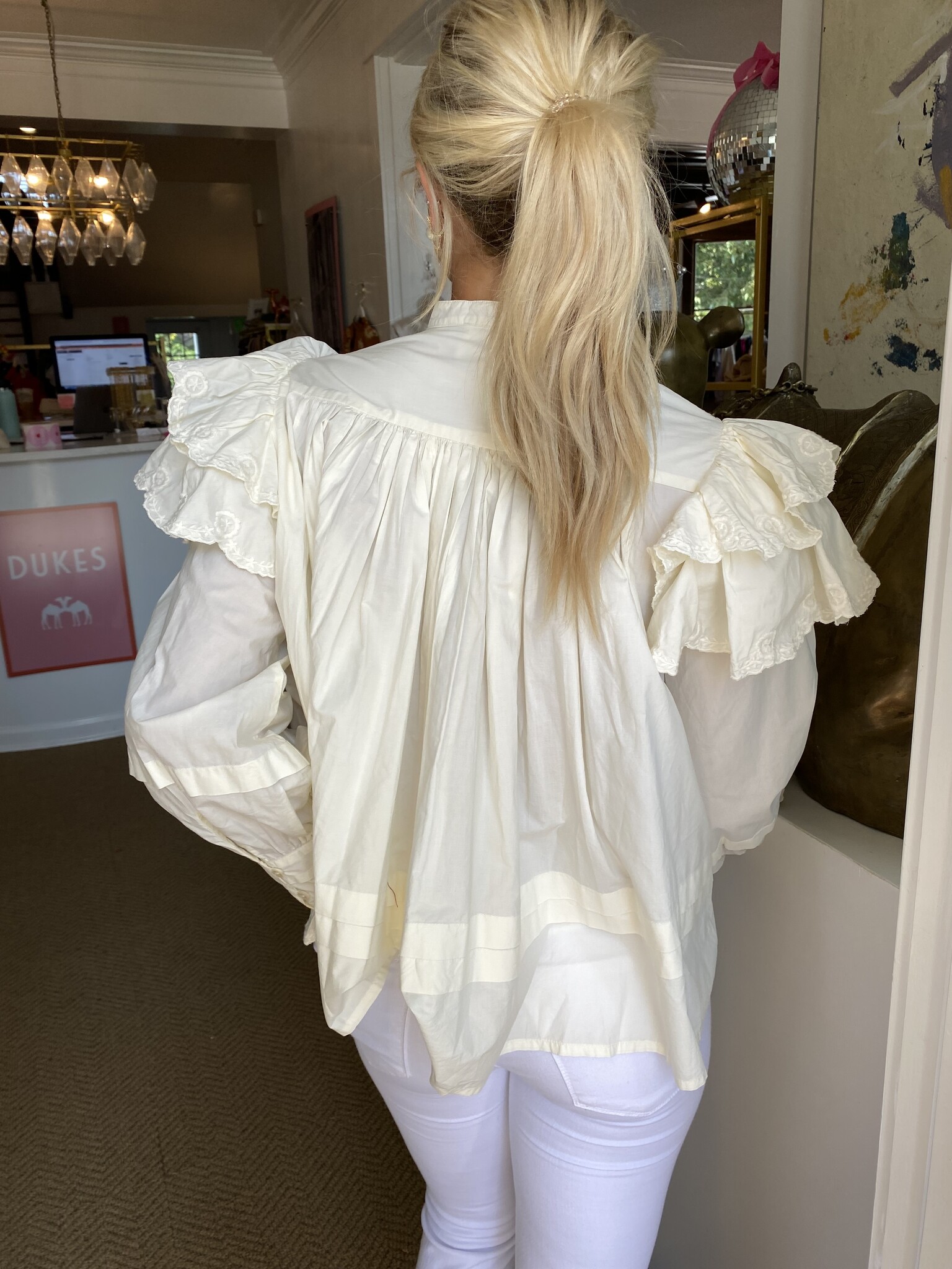 V.D.E. Vinster- Chloe Blouse- Cream - Dukes Online