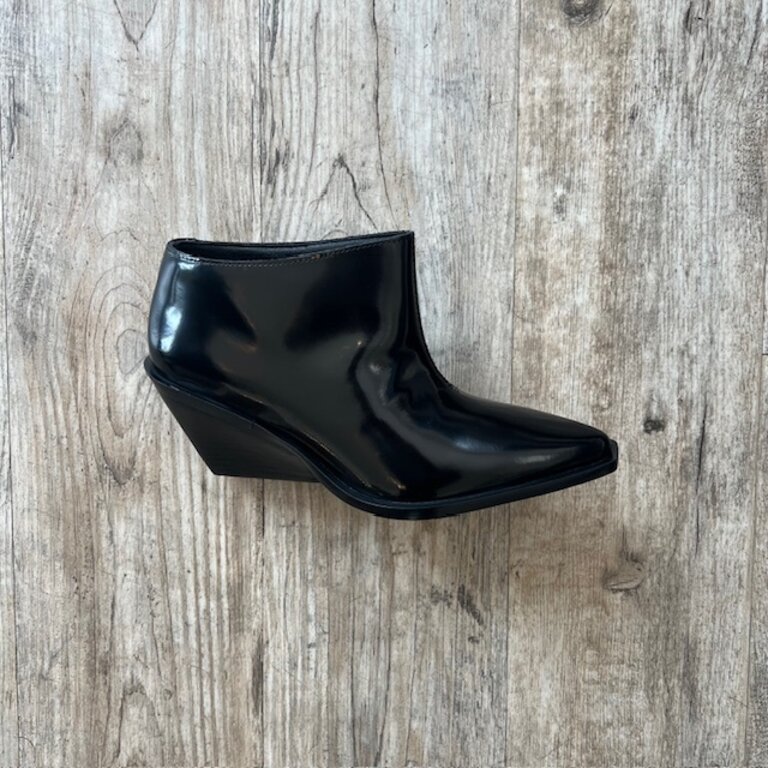 Seychelles Sedona Shootie - Betsy King Shoes