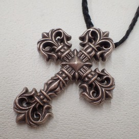 渋谷店で、クロムハーツの925製フィリグリークロスチョーカーを買取