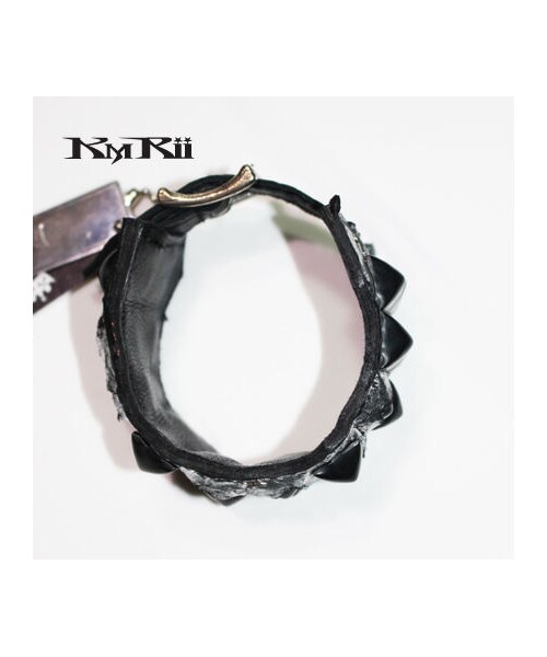 KMRii（ケムリ）の「KMRii ケムリ/ブレスレット/BC-RHINO 02（バングル