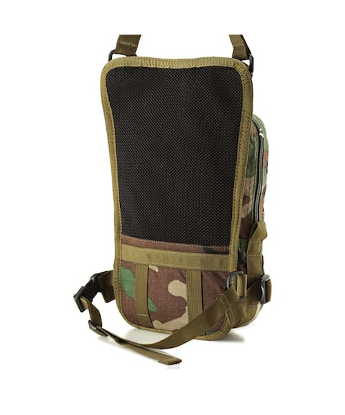 BRIEFING（ブリーフィング）の「FLIGHT LIGHT DROP POUCH（）」 - WEAR