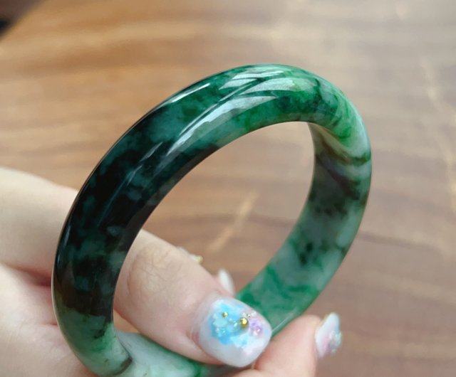 送料無料 40%OFF】台湾 グリーンフローラル翡翠バングル | 18号 | 天然