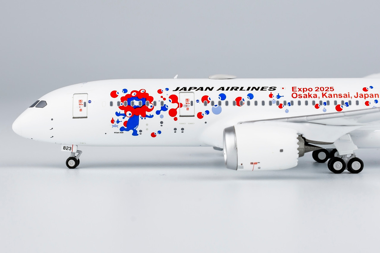 Japan Airlines (JAL) 787-8 Dreamliner JA823J (Expo 2025 Osaka