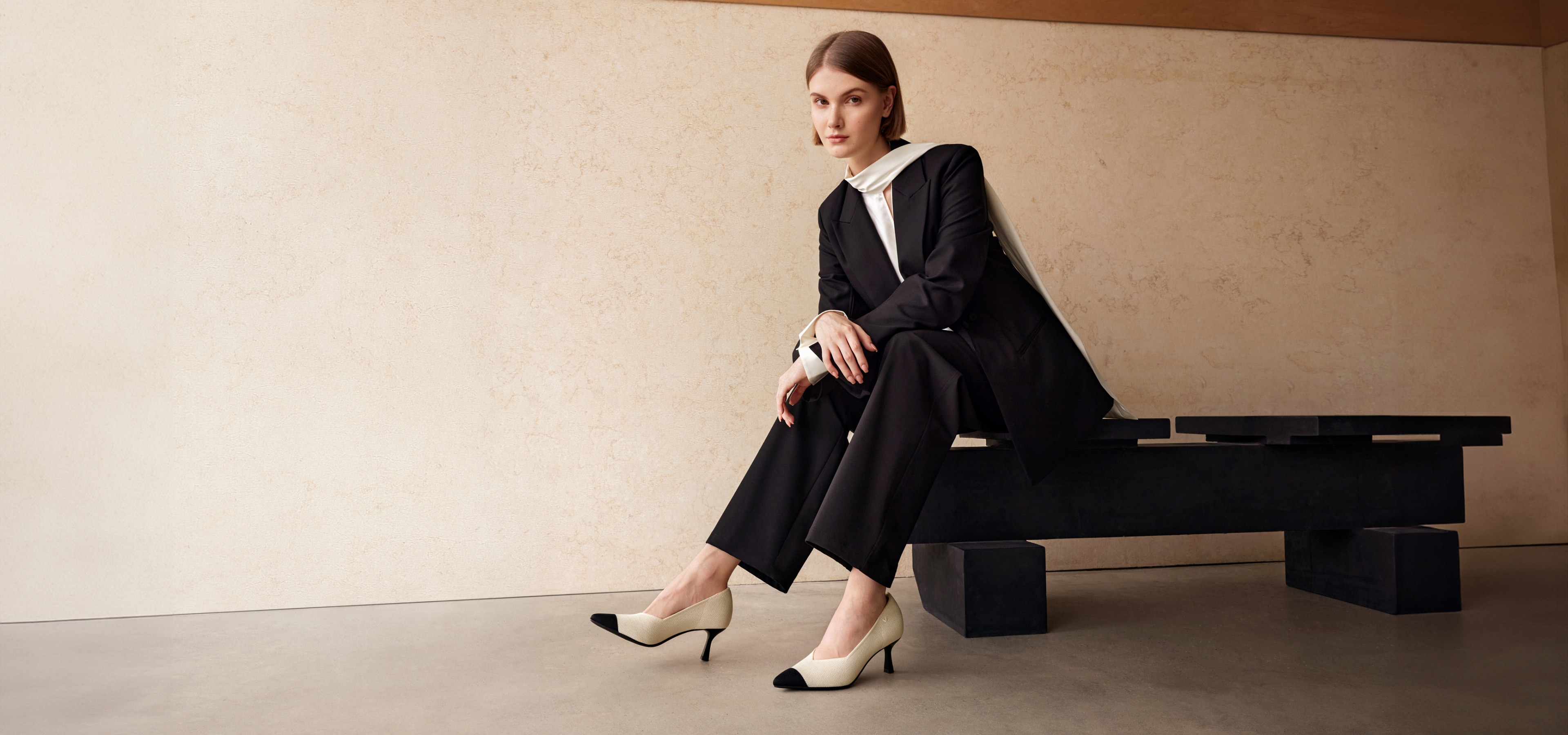 Anna] ポインテッドトゥ ミッドヒール – VIVAIA JAPAN