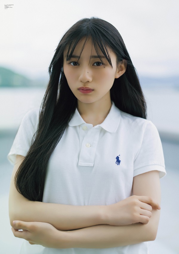 川﨑桜（乃木坂46）が登場。「B.L.T.2025年9月号」表紙カット公開