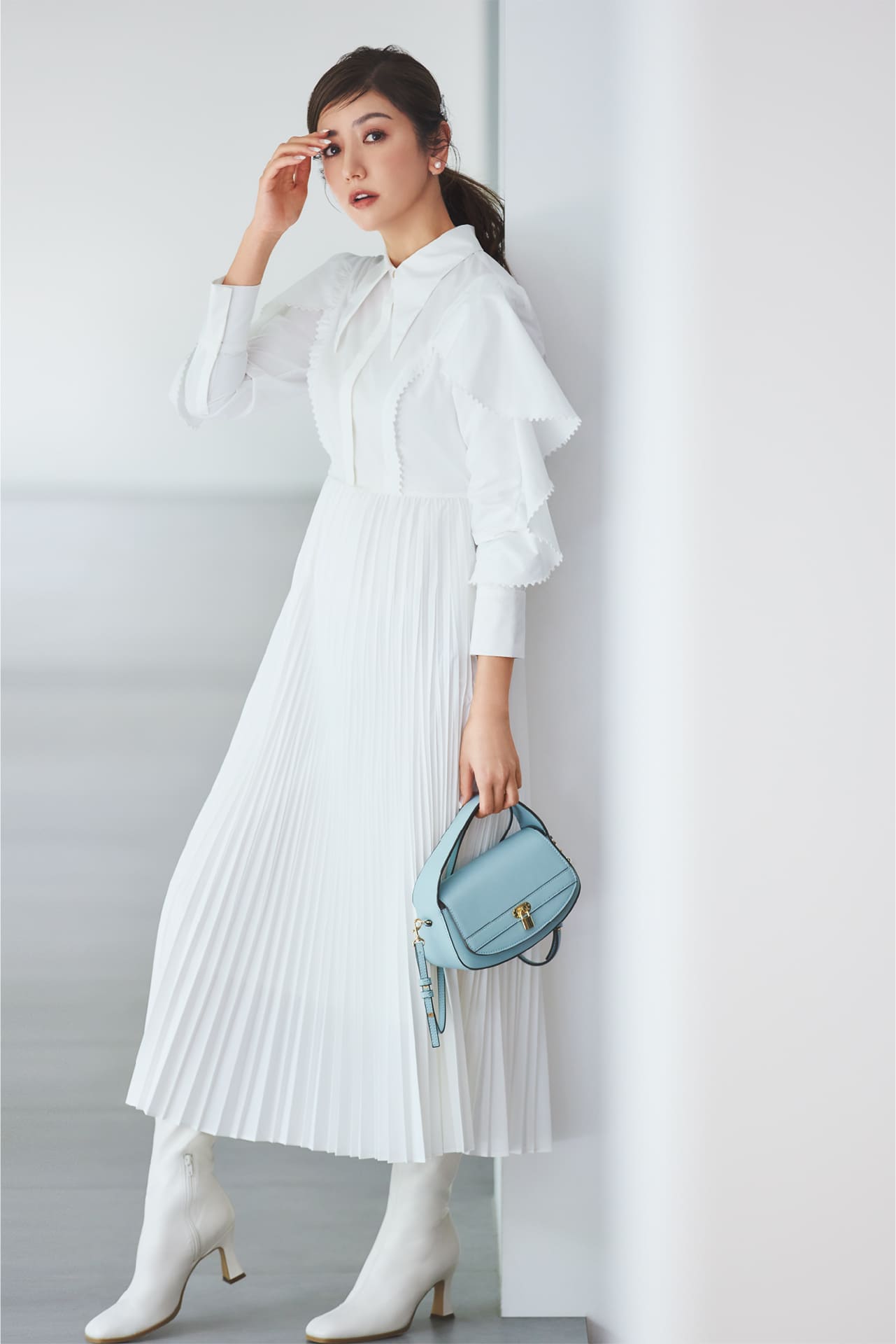 CELFORD×MIKA Collaboration 冬のシーンに映える「ラッフルスリーブ