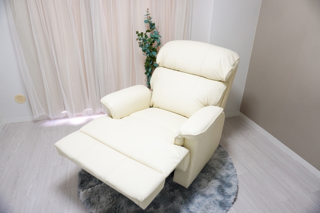 自宅ネイルサロンの椅子はどんなものがいい？選び方のポイント | 東京