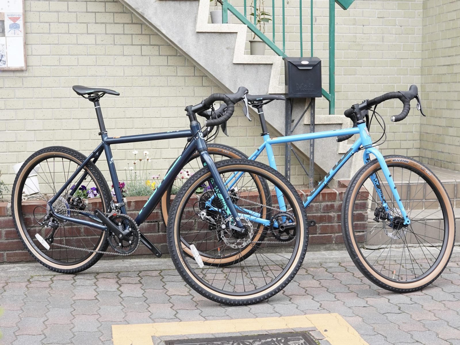 入荷情報】待望のKONA Rove Gravel Lineが入荷しました。 | Circles