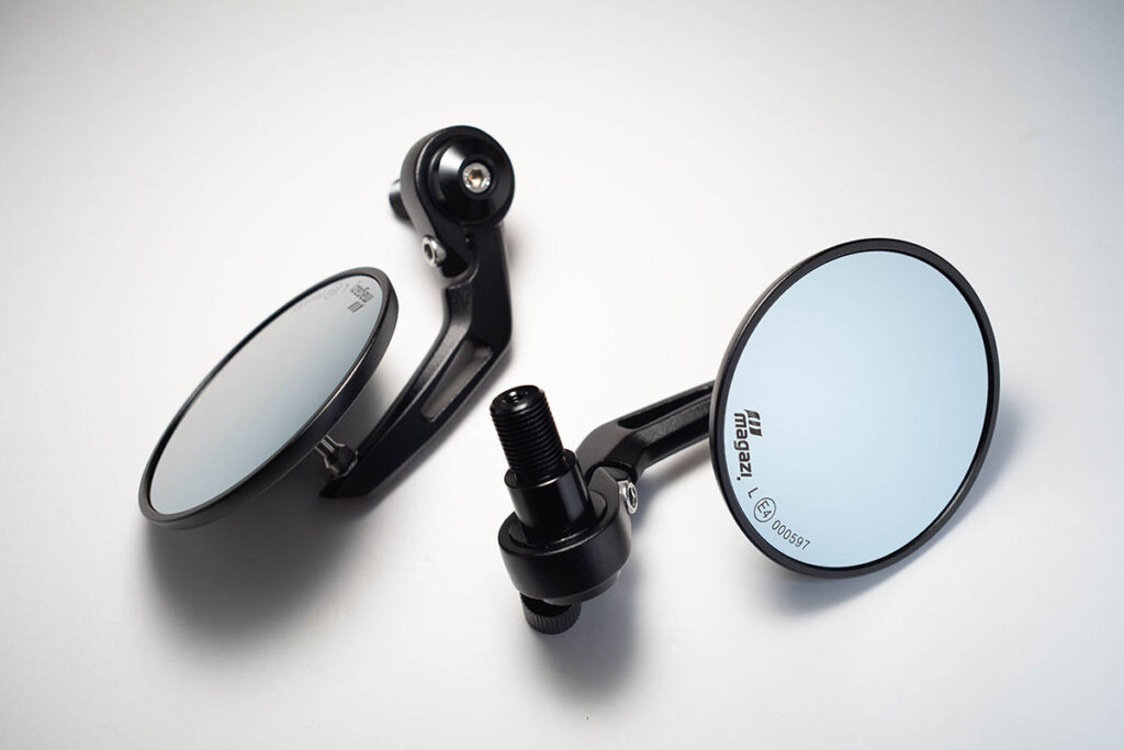 バーエンドミラーに交換。「KiWAV Magazi」バーエンドミラーレビュー