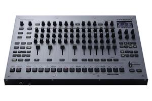 名機を元に開発したGau-AMT搭載の2ウェイ・モニター「AVANTONE PRO