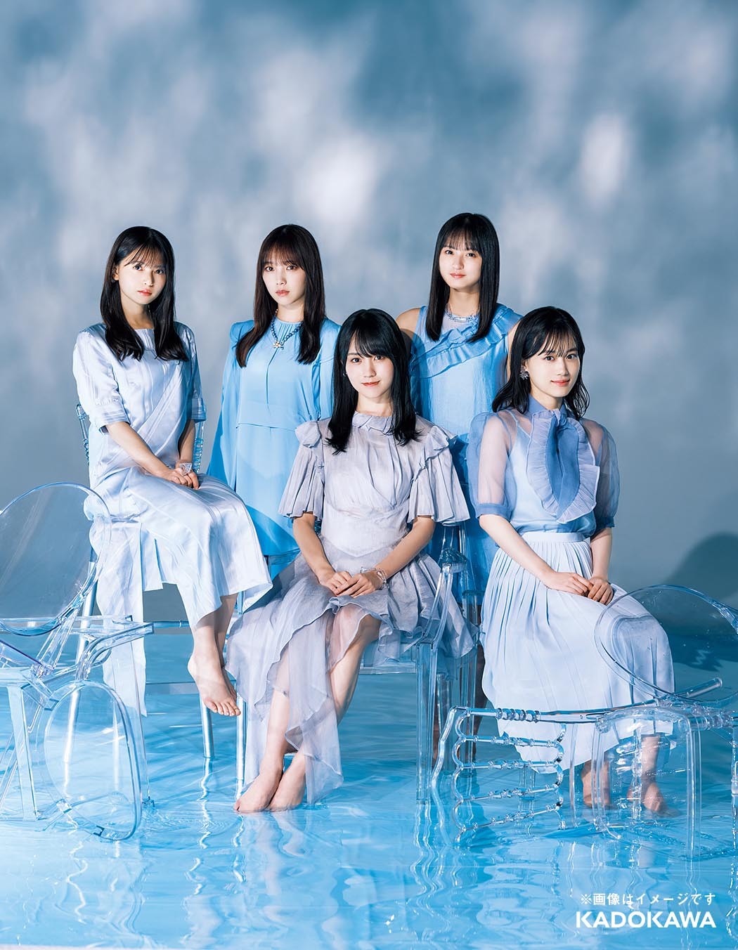乃木坂46公式書籍『10年の歩き方』、メンバー別特典ポストカード7種