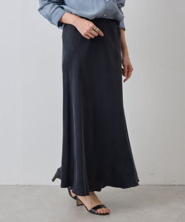 スエードバックテールスカート | BEARDSLEY(ビアズリー)レディース