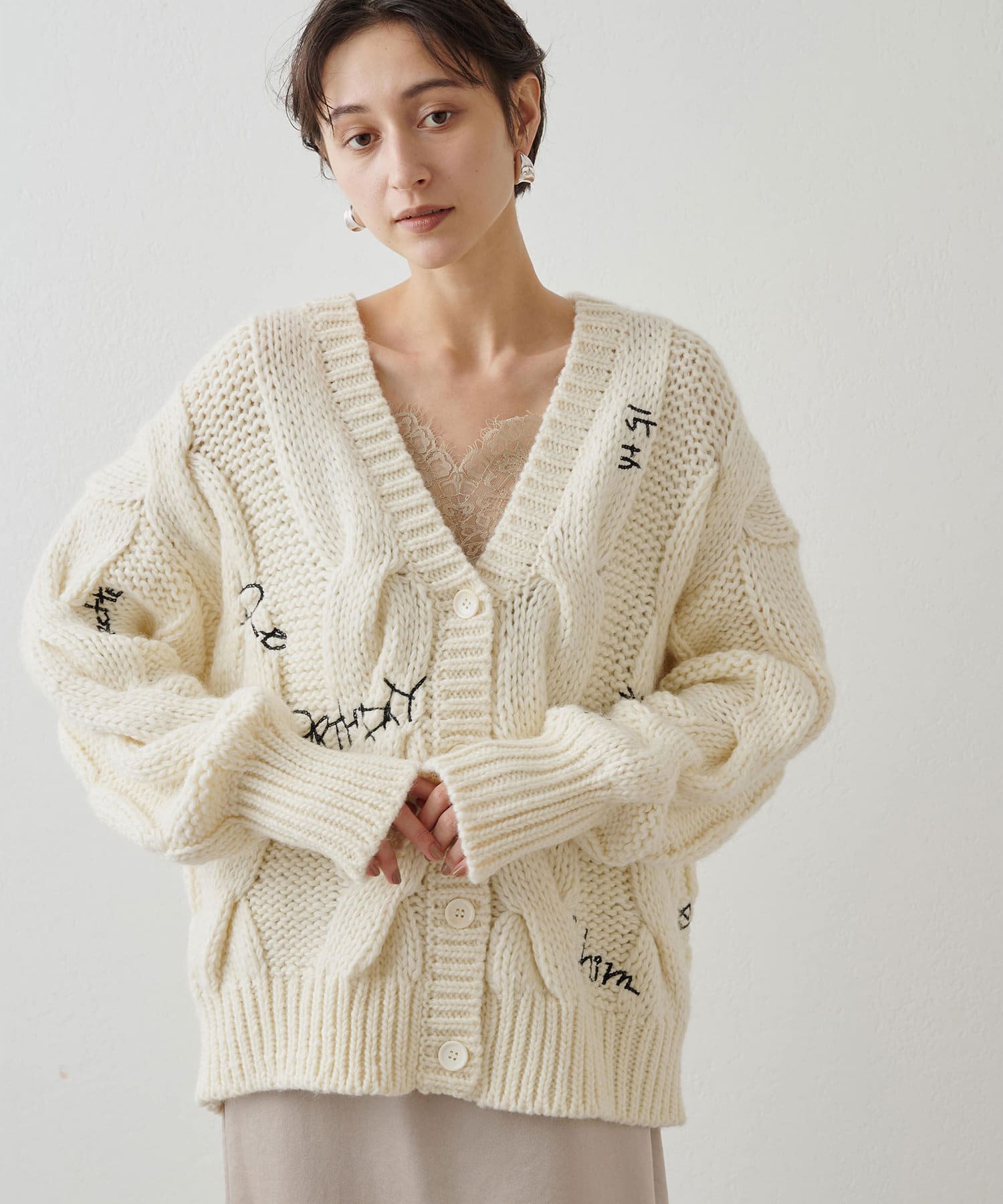 15th Anniversary】ローゲージニットカーディガン | Whim Gazette
