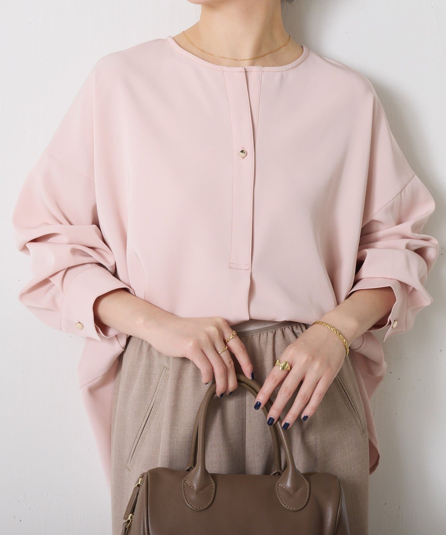 体型カバー】スキッパーオーバーブラウス/セレモ二ー | COLLAGE