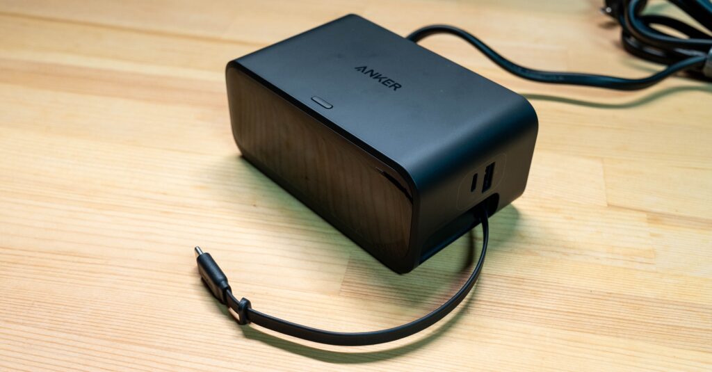 デスク環境が変わる】Anker Nano Charging Station (7-in-1, 100W, 巻