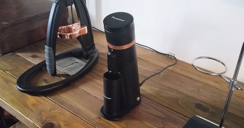 コニカル式電動コーヒーミルCM10［Plusmotion+］ | コーヒー雑録