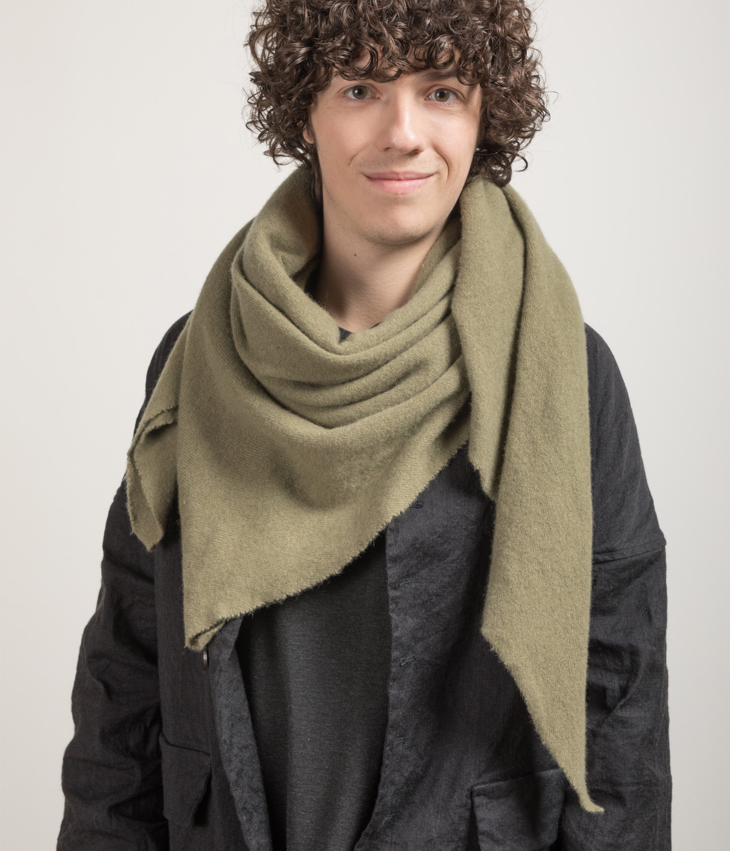 TRIANGLE SCARF WS – collection.albumdifamiglia