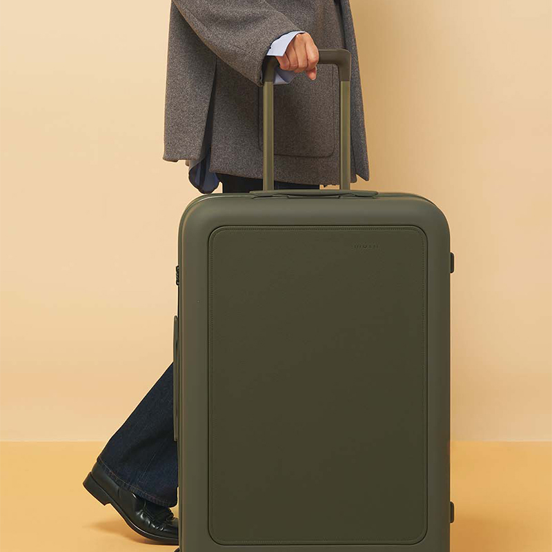 MOLN （モルン）スーツケース ミディアム モス｜トラベル | THE CONRAN