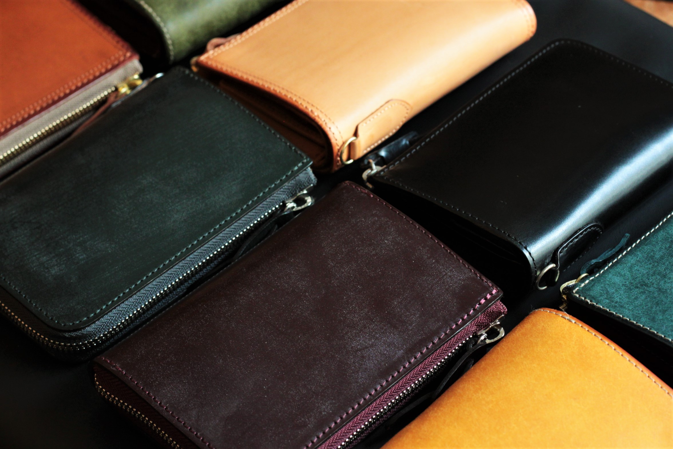 SLATE-Medium size Zip Wallets | CORBO. コルボ オフィシャルサイト