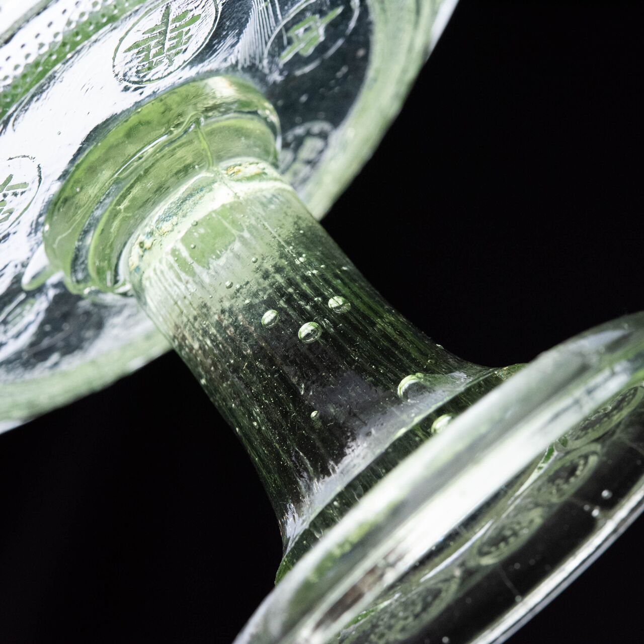 ガラス :: 雷と猪の目文 中華魁製造 ウランガラス コンポート | COTTOU