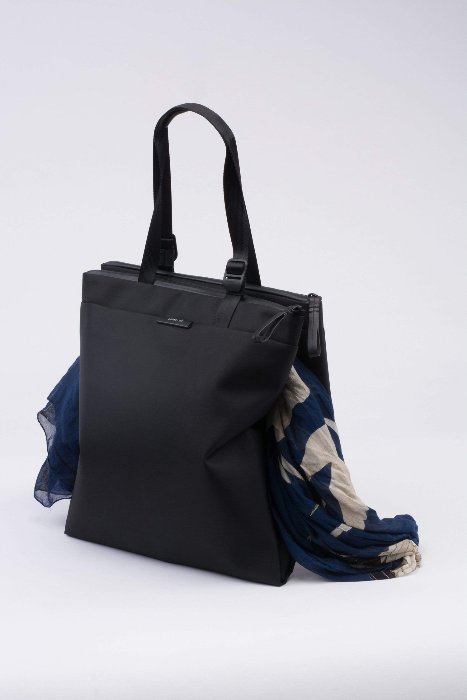 Salm Sleek Black côte&ciel Official