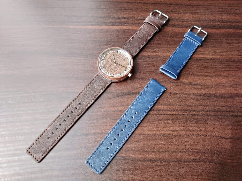 VEJRHØJ(ヴェアホイ)のARCHをレビュー！天然くるみの木を使った42mm