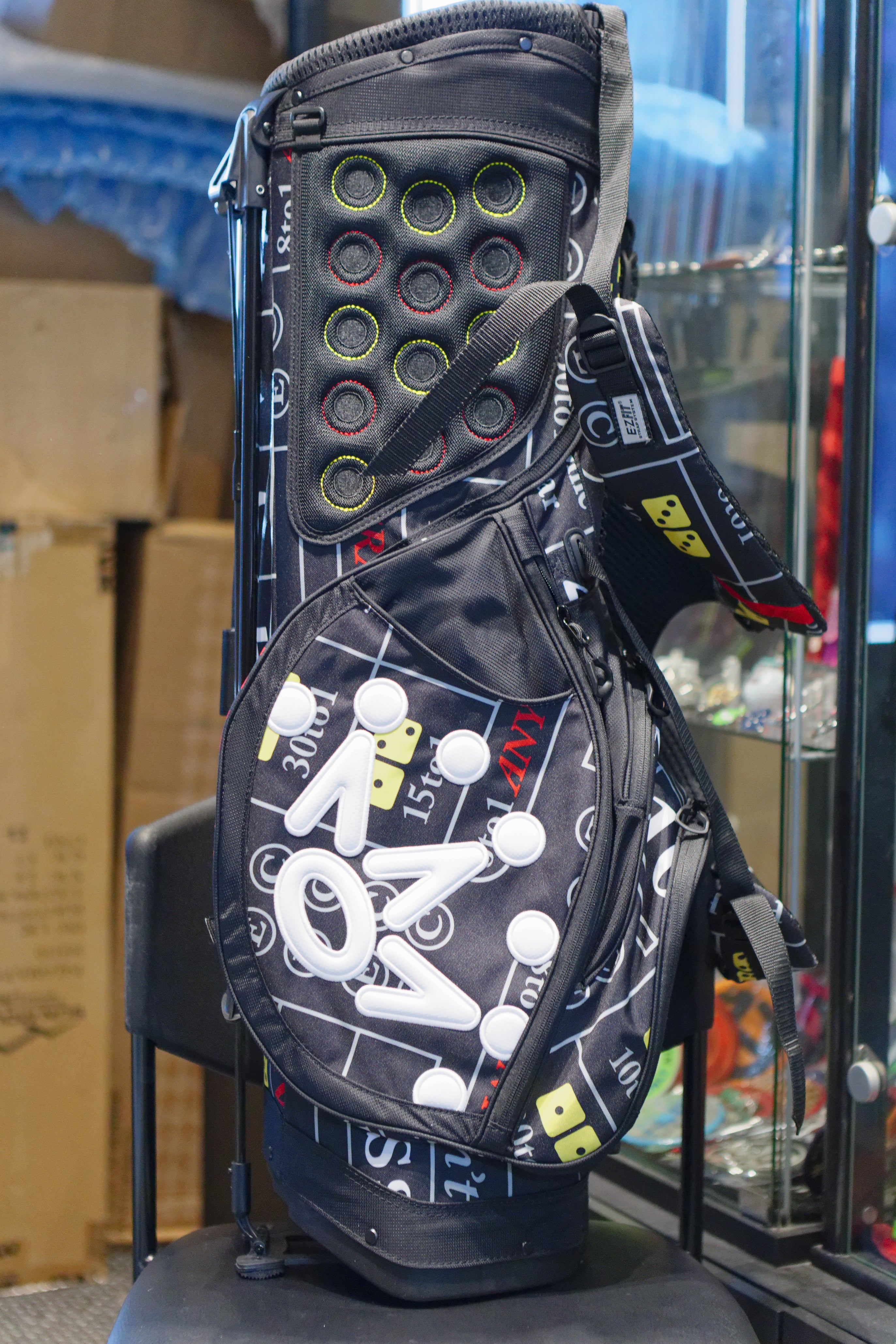 Scotty Cameron 2024 Las Vegas Pathfinder Midnight Gambler stand