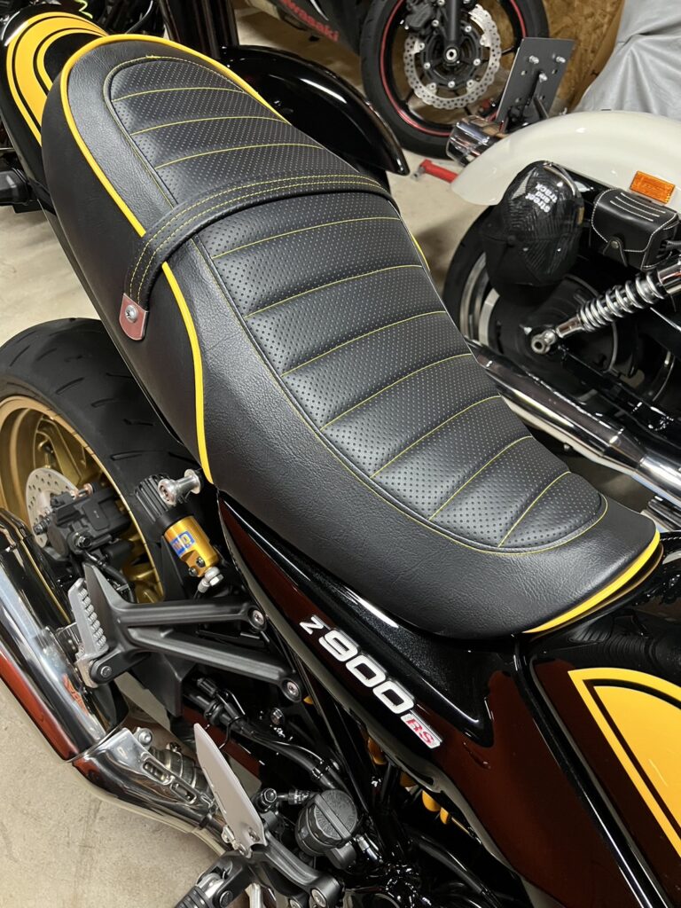 Kawasaki Z900RS シート張替え