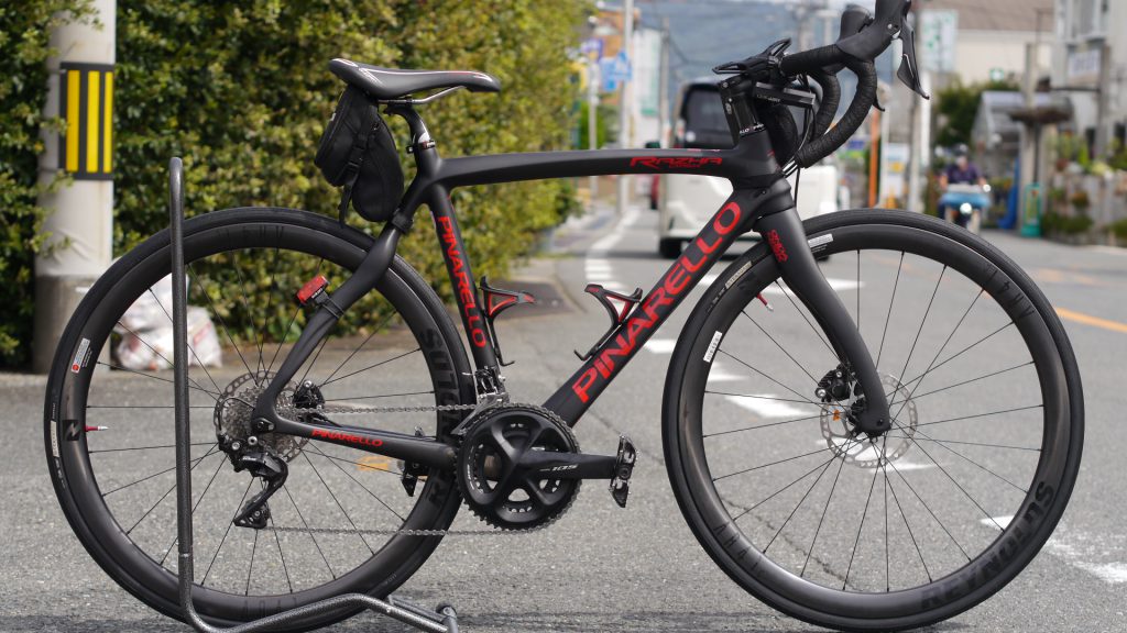 カスタム☆PINARELLO「ピナレロ」/RAZHA [ラザ] にカーボンホイール