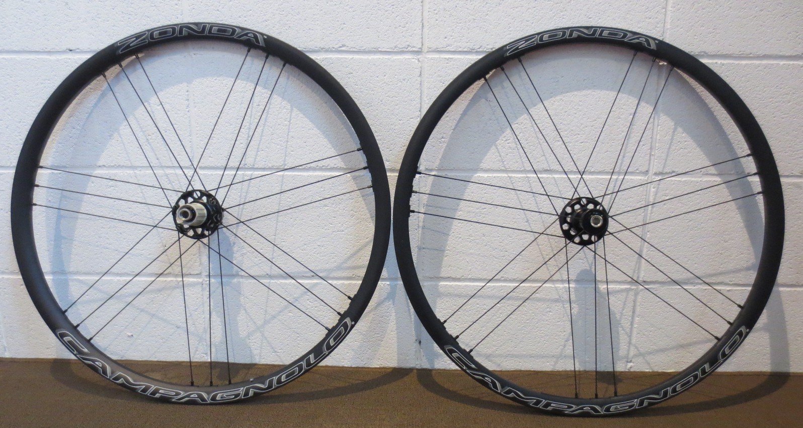 Campagnolo（カンパニョーロ）ZONDA（ゾンダ）DBホイール入荷しました