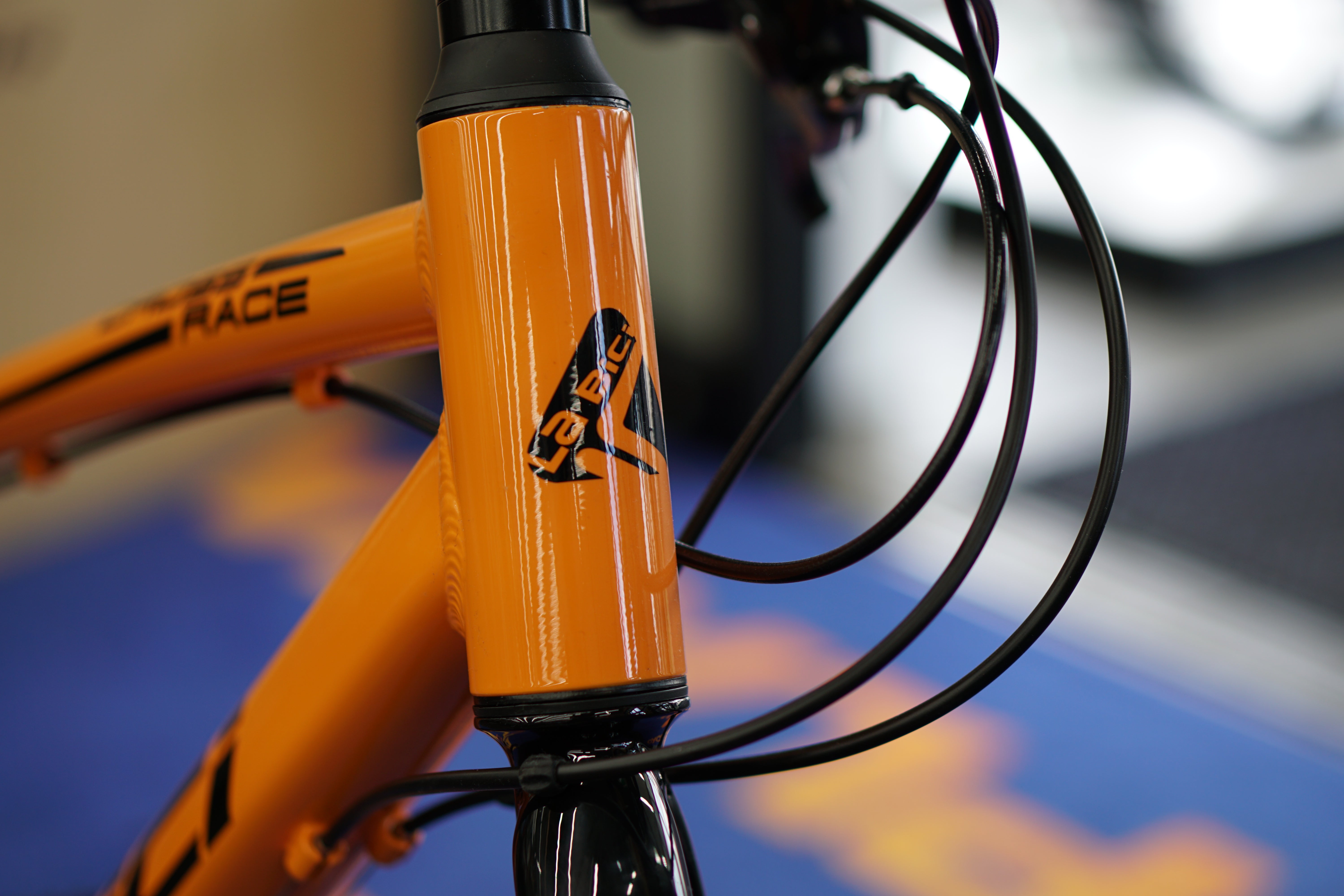 送料無料】【アウトレット】LA BICI(ラビチ) CROSS 700C