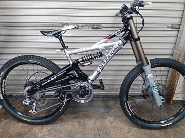 買取事例】Cannondale GEMINI DH 2005年モデル ダウンヒルマウンテン