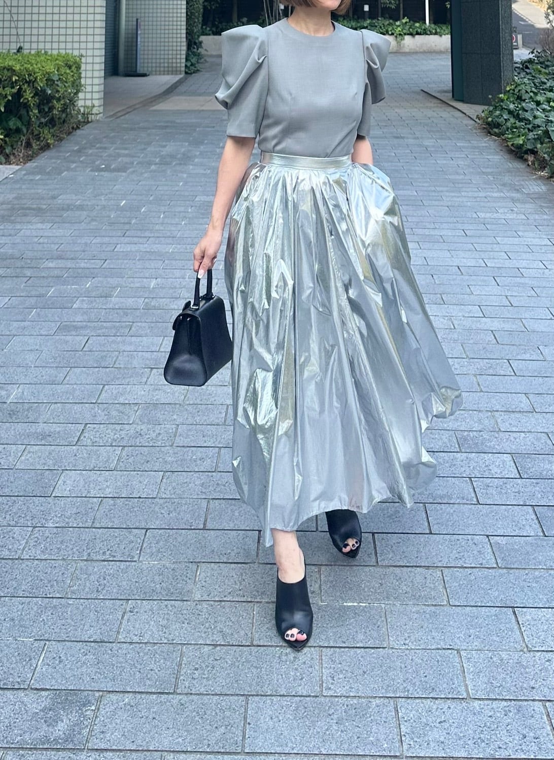 Lionn metallic flared skirt｜Cygne(シーニュ) 公式サイト