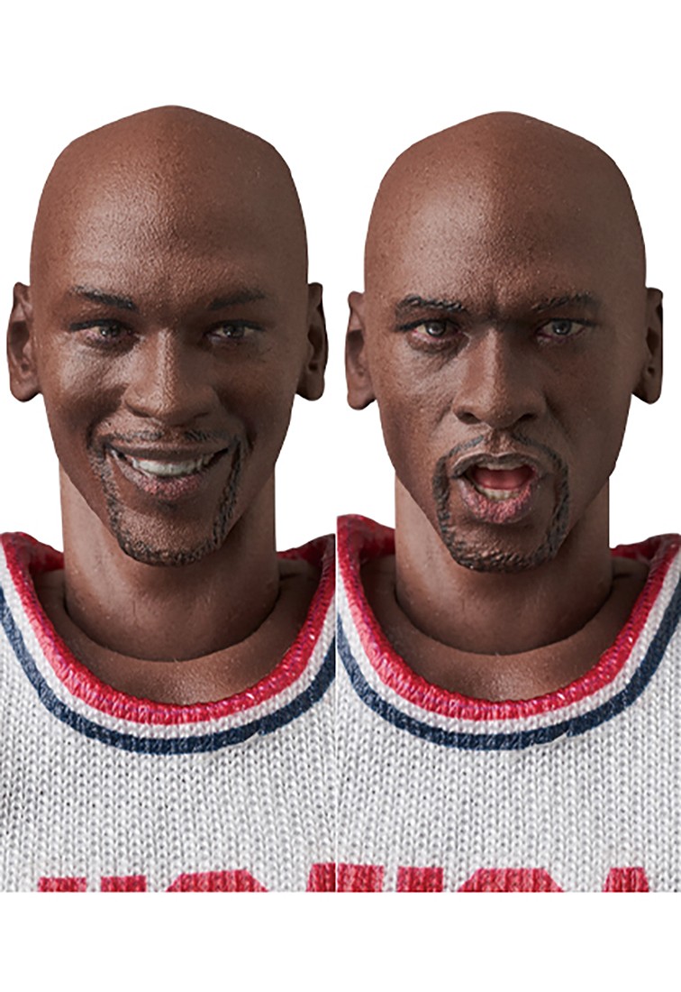 Medicom MAFEX Michael Jordan 1992 Team USA Figure white