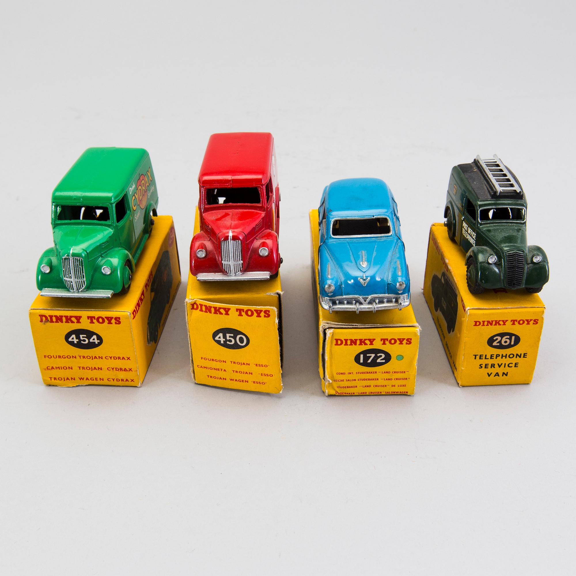 A lot of 8 Dinky Toys cars, England and France, 1950/60s. - Bukowskis