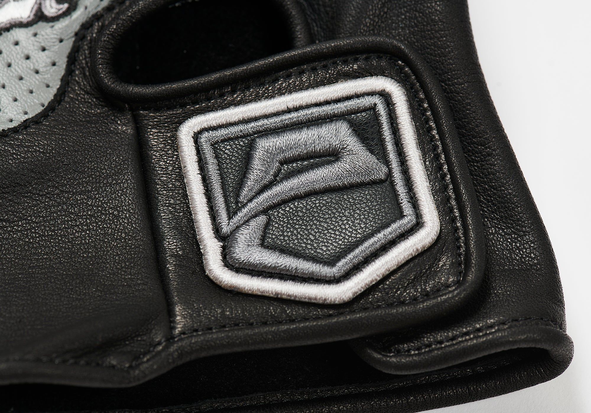 PALACE AVIREX LEATHER GLOVES BLACK | Parallel