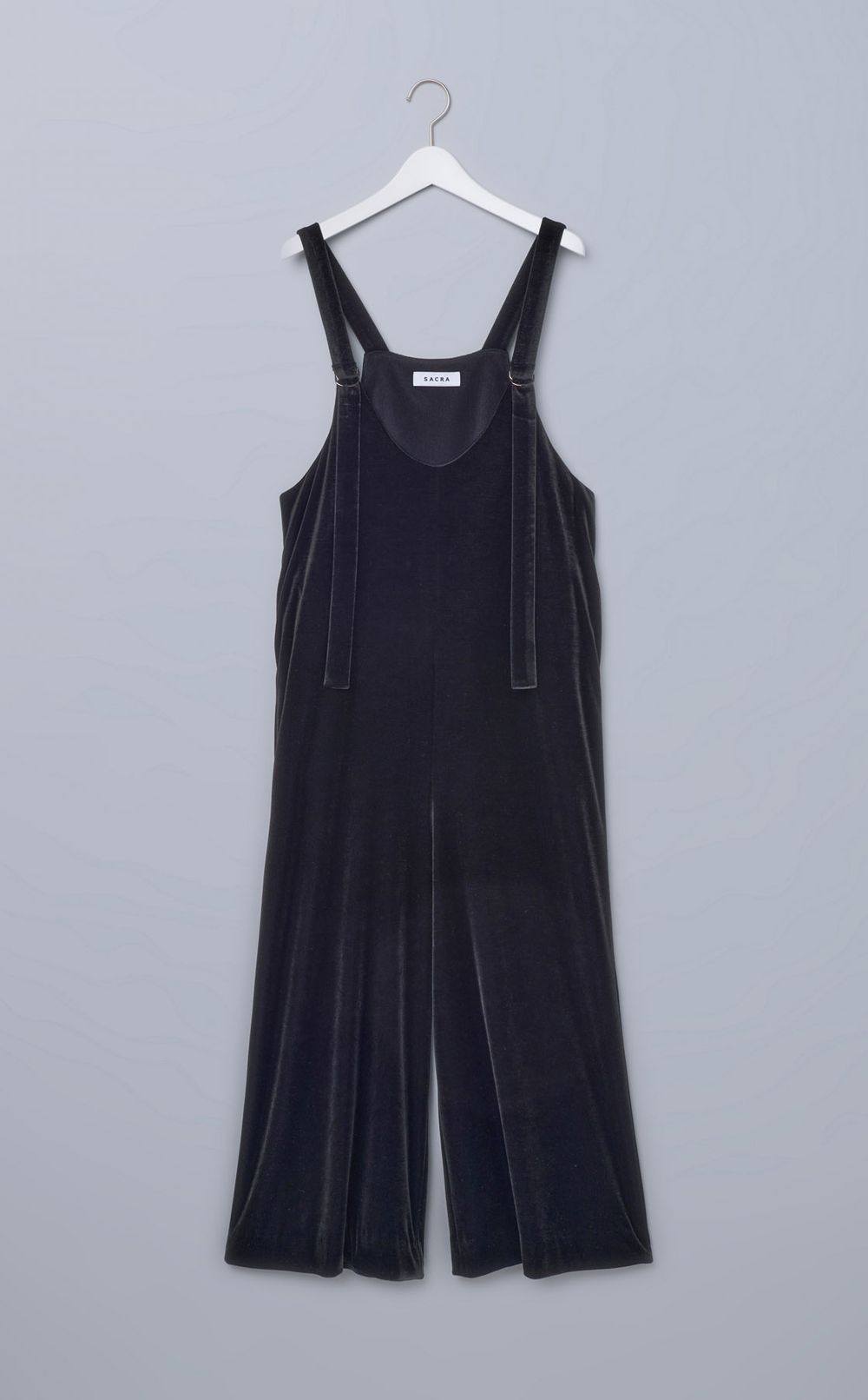 SACRA｜ベロアオールインワン