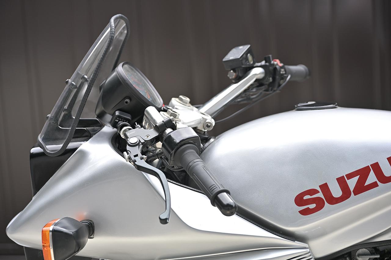 スズキ「GSX750S」伝説の“耕うん機ハンドル”をゲット、装着してみたぞ