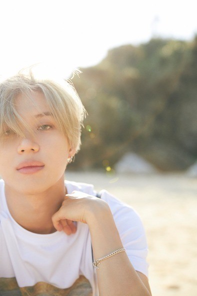 テミン(SHINee)初のソロ写真集がついに本日発売！リアルな素顔を堪能