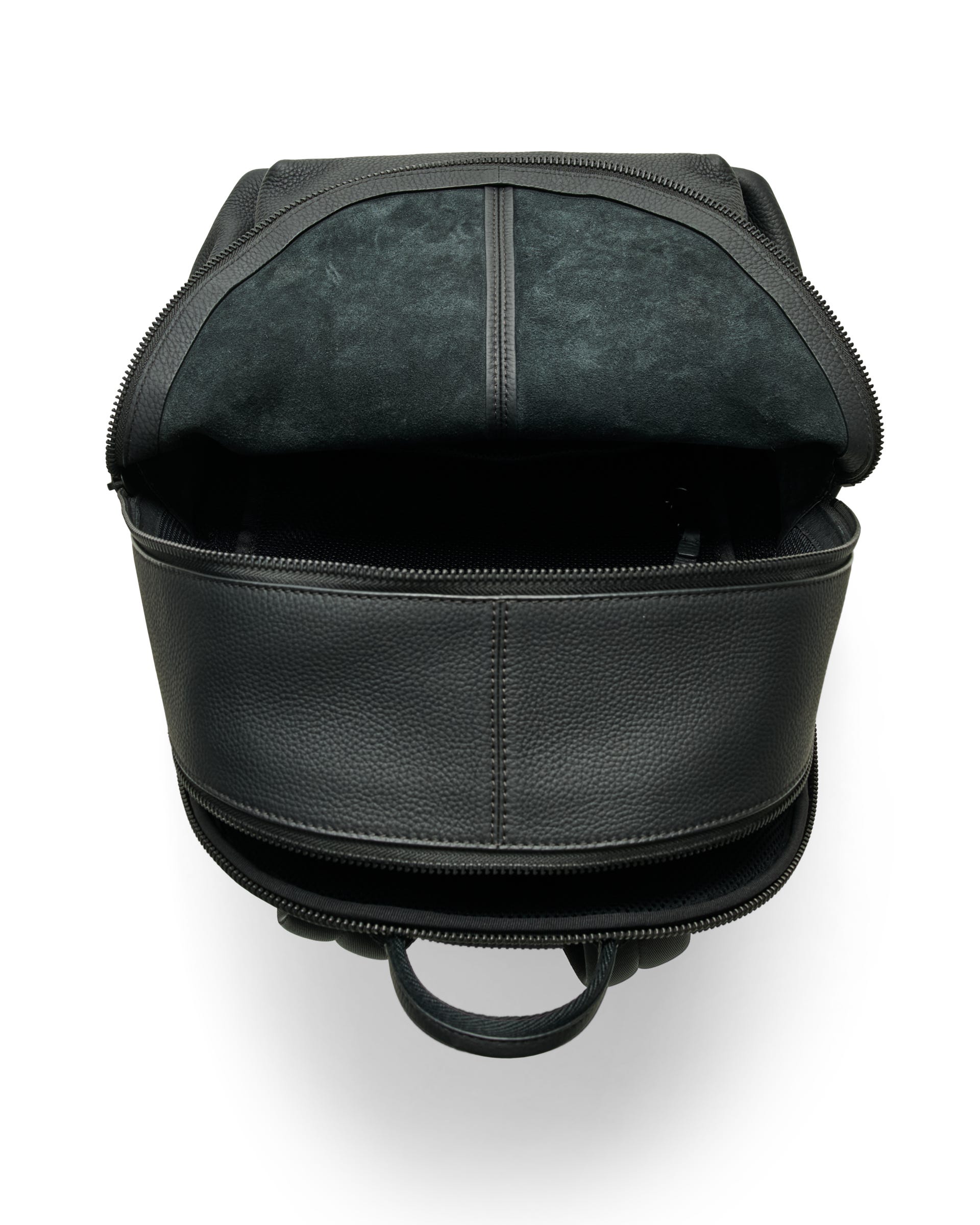 ECCO Round Pack Large Soft Pebbled レザーバックパック | ブラック