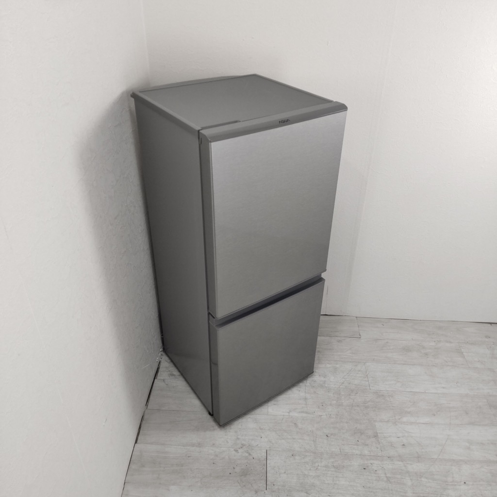 年式 126L スタイリッシュ 2ドア冷蔵庫 アクア AQR-13J-S 2020年製