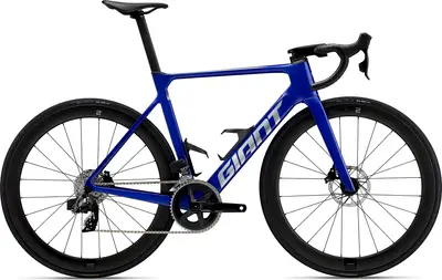 Compare: 2024 Giant Propel Advanced 2 vs 2021 Propel Advanced Disc