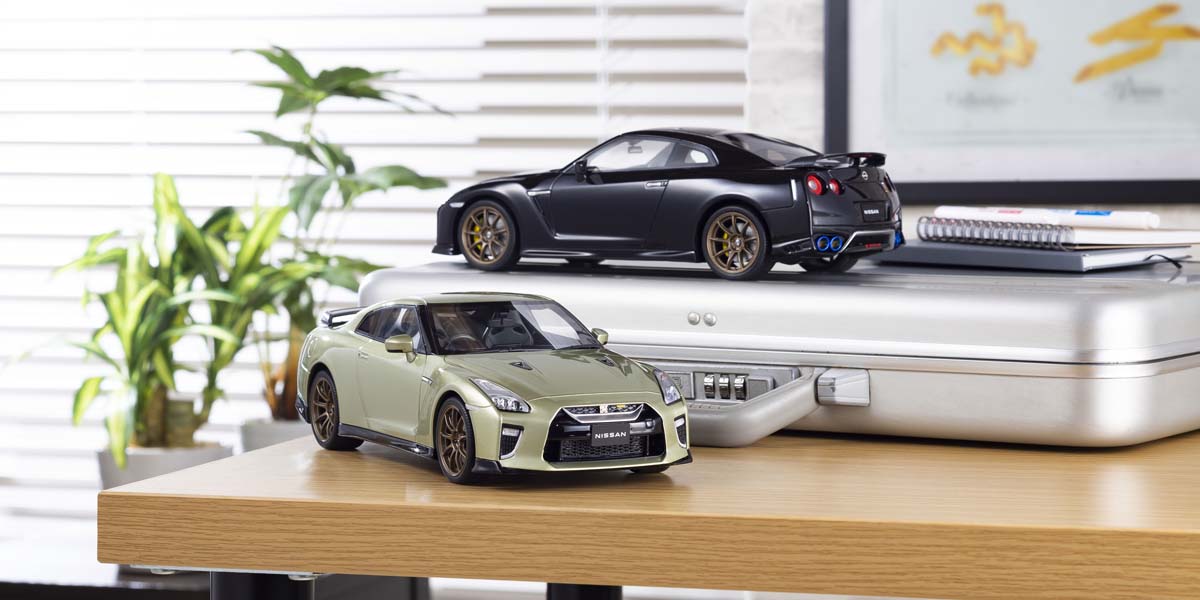 京商 ミニカー | 京商 サムライ 1/18 日産 GT-R プレミアム