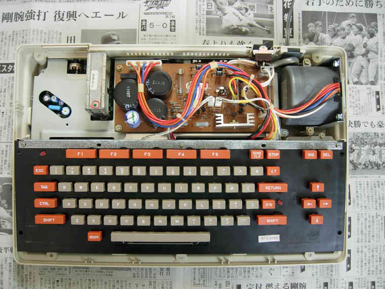 基板写真館：NEC PC-6001 - Diary on wind