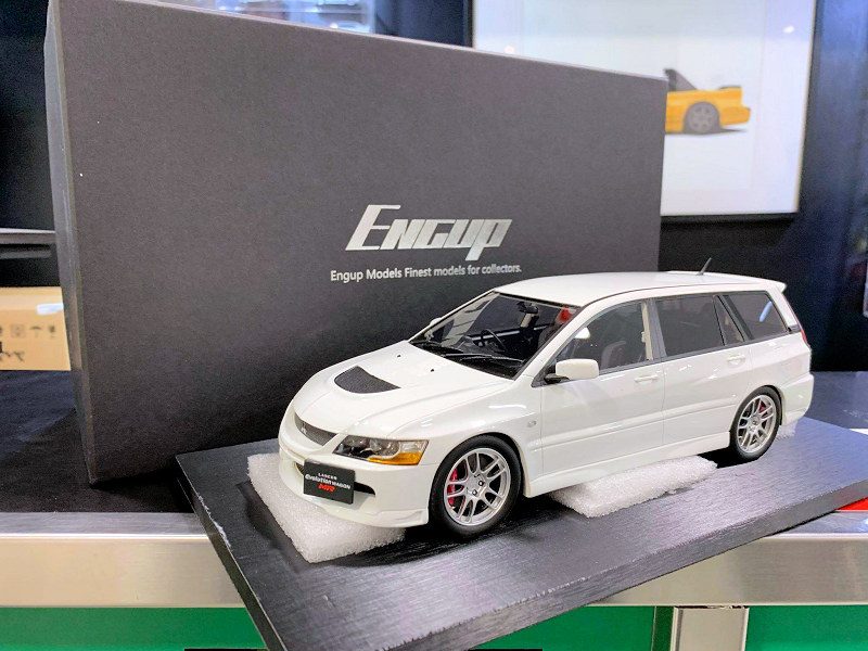 ENGUP Mitsubishi Lancer Evolution IX Wagon CT9W • DiecastSociety.com